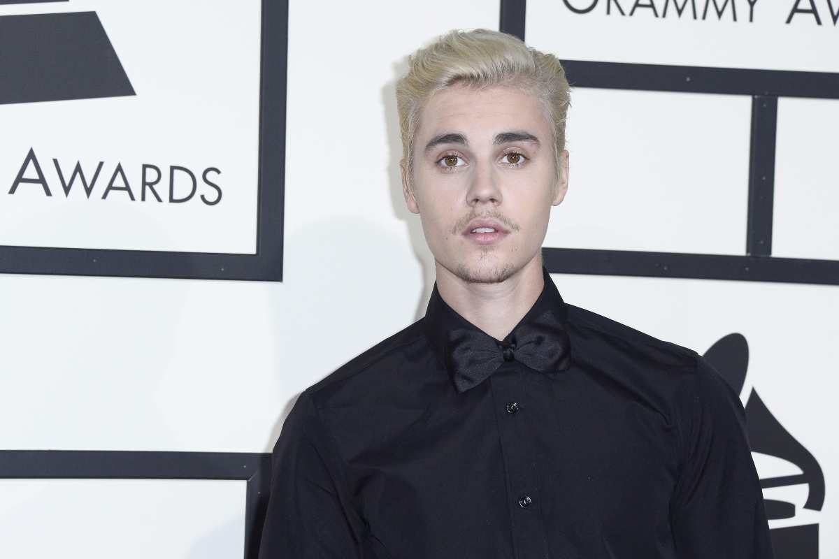 justin bieber biondo